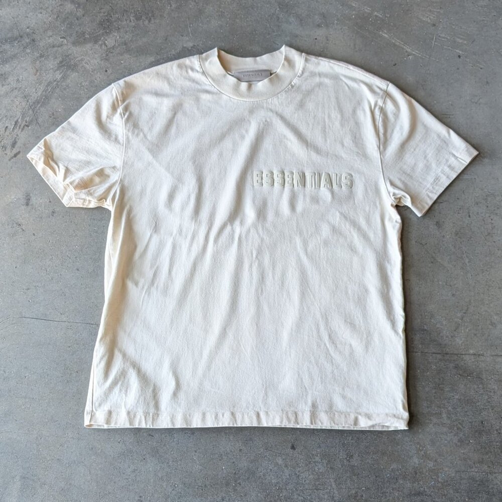 Fear of God Essentials Seal Short Sleeve Tee medium